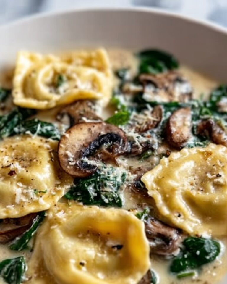 Creamy Parmesan Mushroom and Spinach Tortellini Soup Recipe