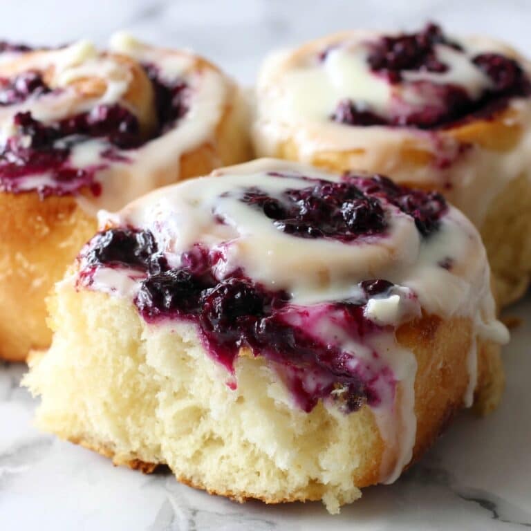 Blueberry Cheesecake Swirl Rolls Recipe